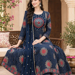 Women Floral Printed & Yoke Embroidered Anarkali Kurta Pant Set With Dupatta
