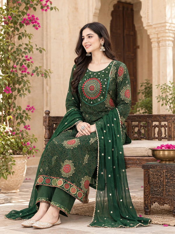 Women Floral Printed & Yoke Embroidered Anarkali Kurta Pant Set With Dupatta